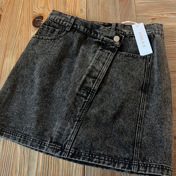 Gilli Dresses & Skirts - Gilli NWT Black Denim Mini Skirt Small